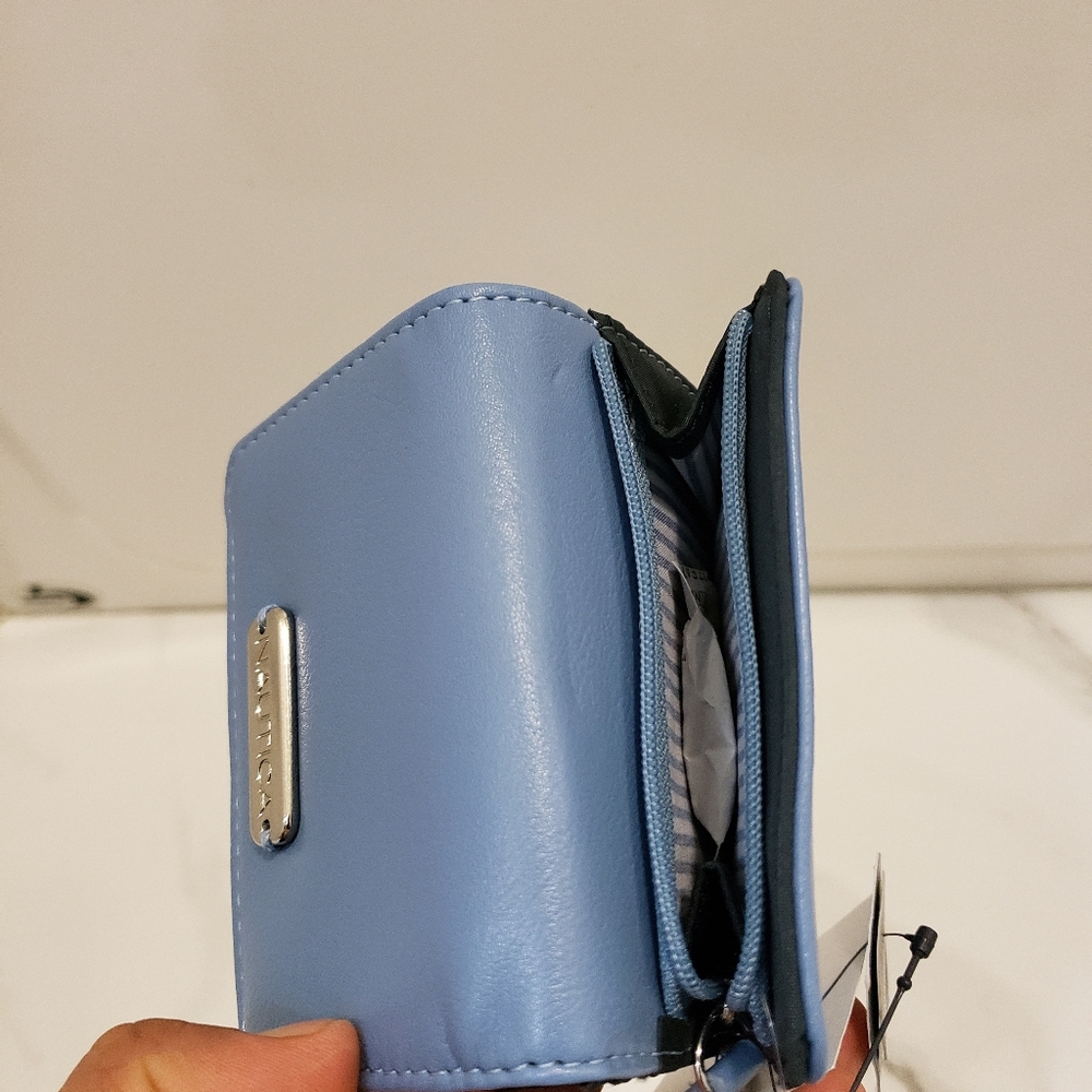 Wallet - Picture 2 of 7